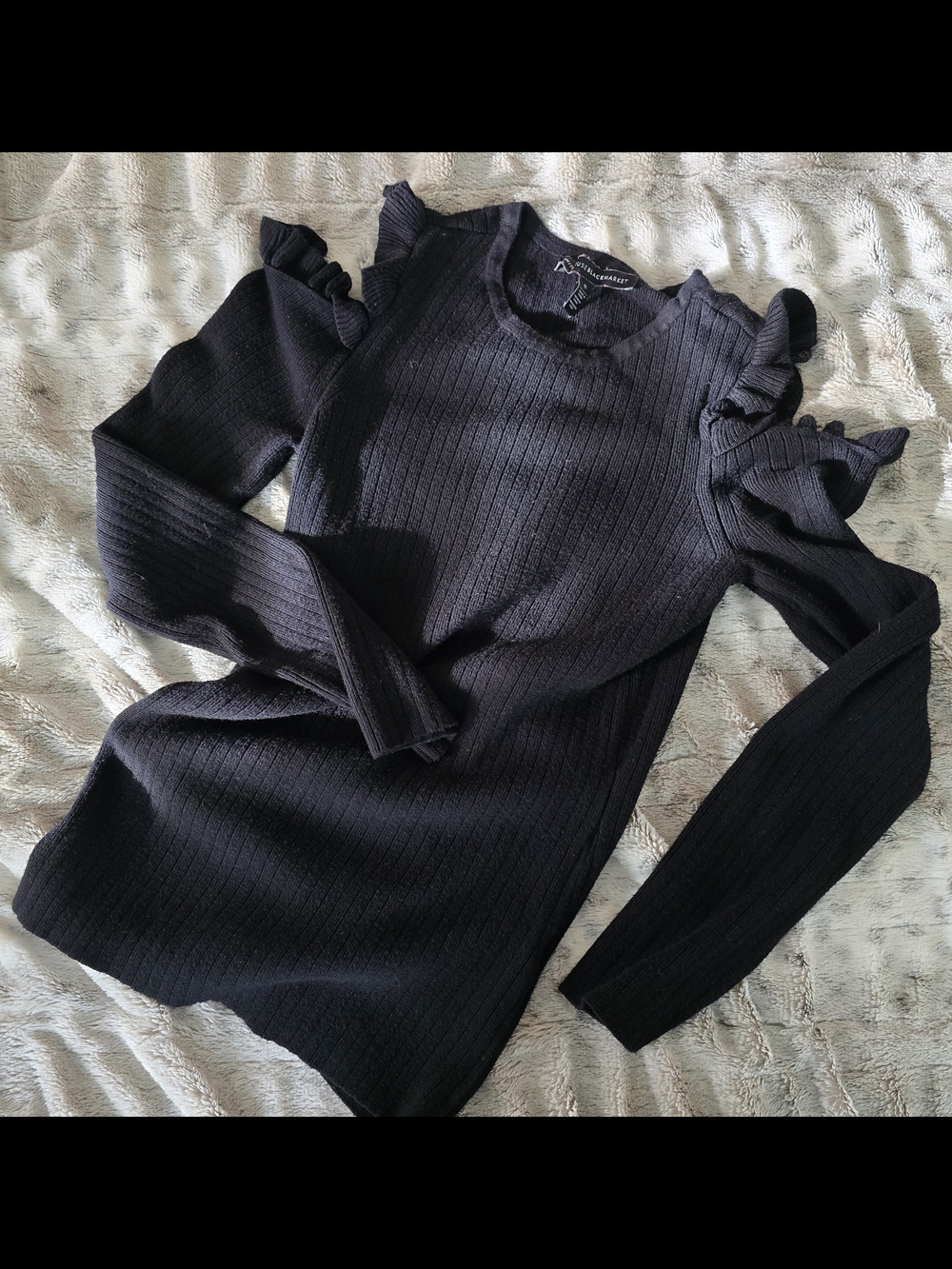 White House Black Market Black Ruffled Shoulder Ribbed Sweater